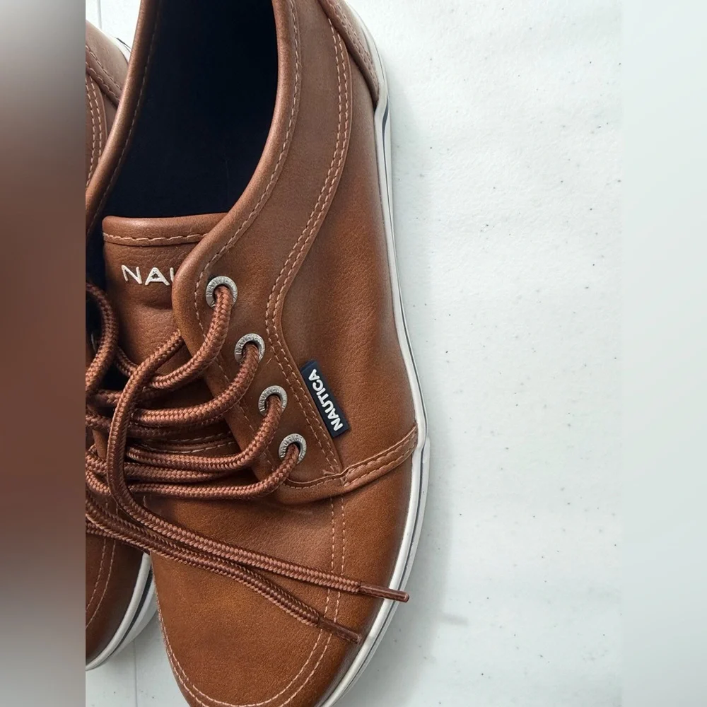 Nautica Men's Tan/Brown Leather Lace-Up Boat Shoes